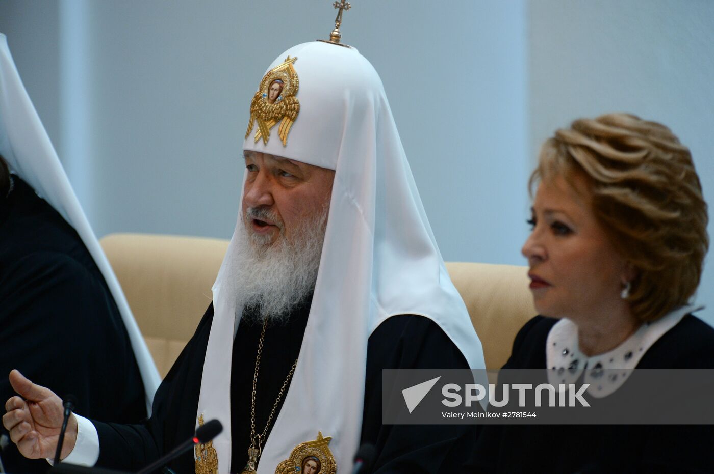 Fourth Christmas parliamentary meetings. Plenary meeting.