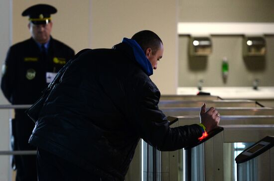 Moscow Mayor attends unveiling of new migration center