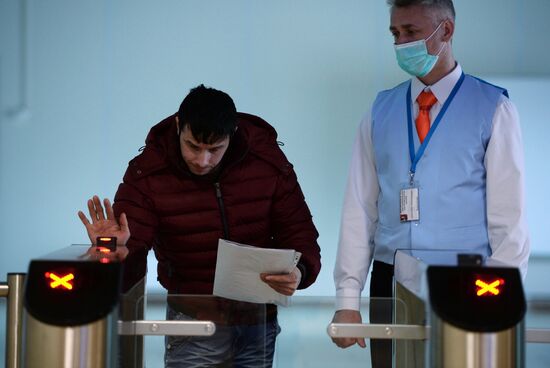 Moscow Mayor attends unveiling of new migration center