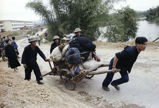 Vietnamese refugees