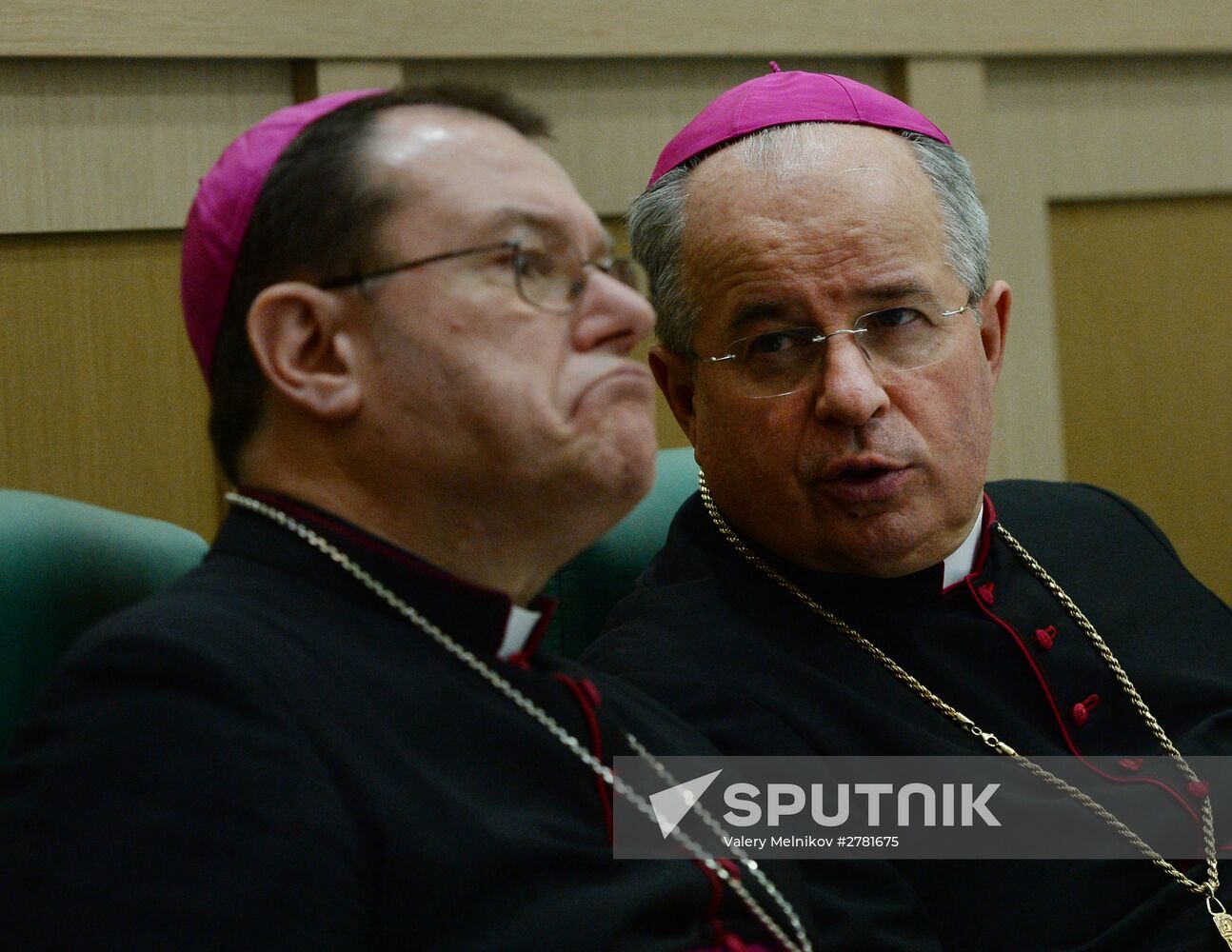 Fourth Christmas parliamentary meetnigs. Plenary meeting.