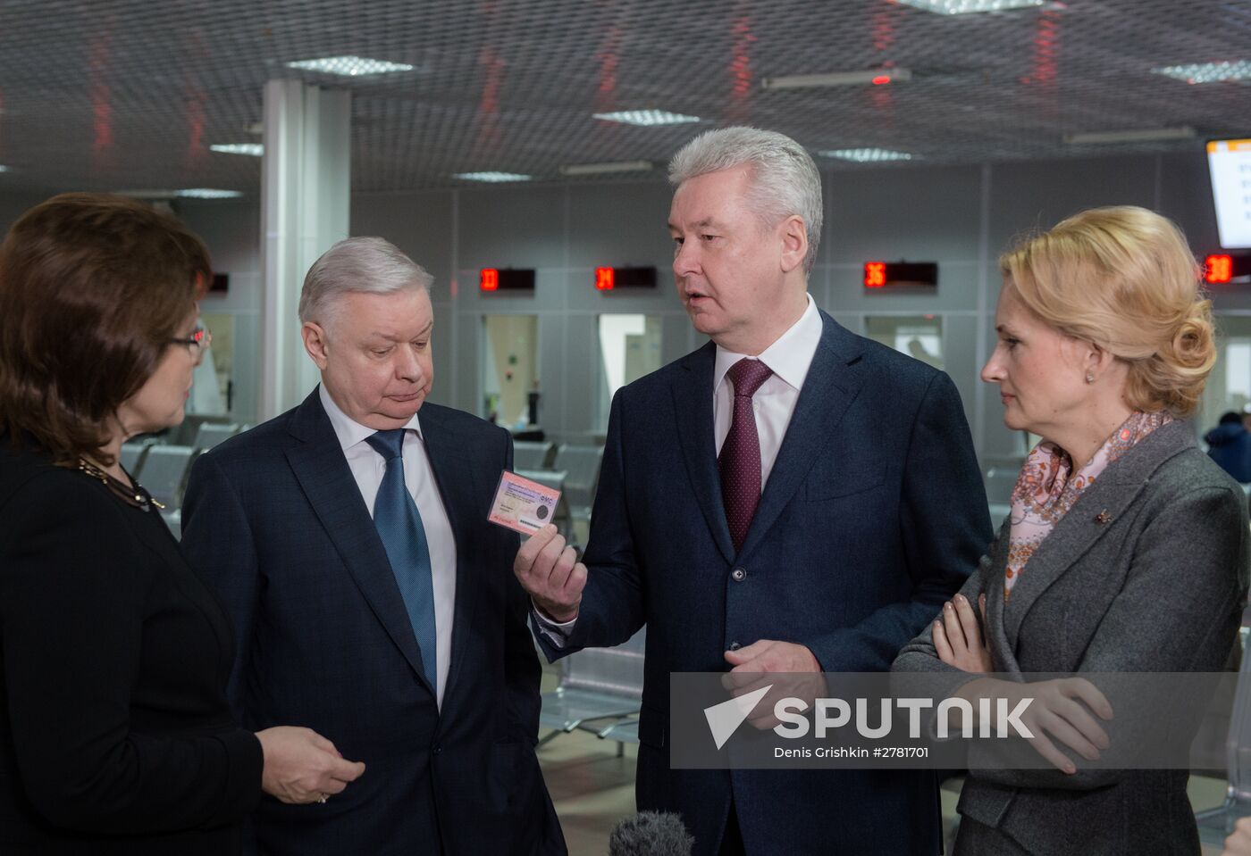 Moscow Mayor attends unveiling of new migration center