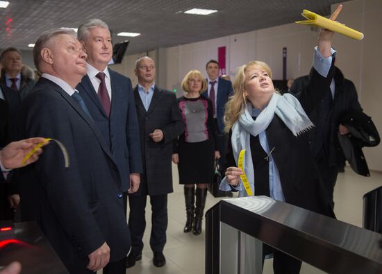 Moscow Mayor atends unveiling of new migration center