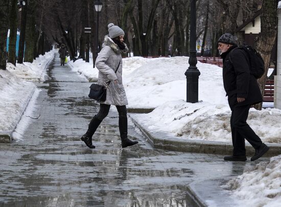 Black ice in Moscow