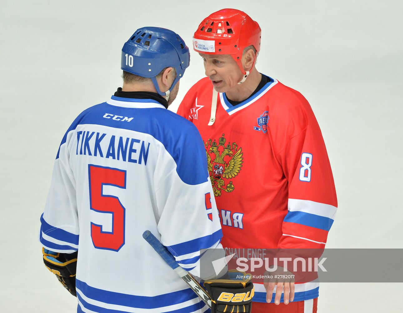 Hockey. World Legends Hockey League. Russia vs Finland