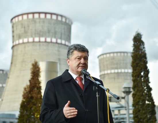 Ukrainian President Petro Poroshenko visits Rovenskaya nuclear power plant