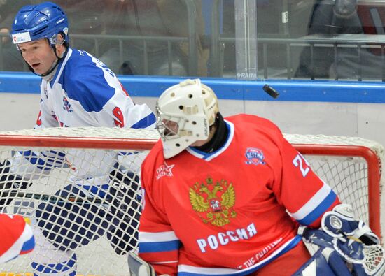 Hockey. World Legends Hockey League. Russia vs Finland