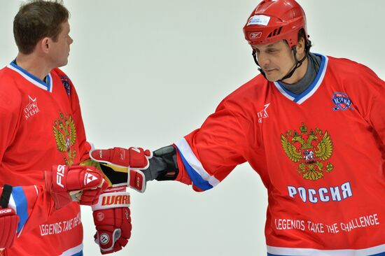 Hockey. World Legends Hockey League. Russia vs Finland