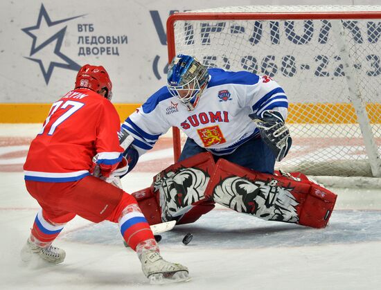 Hockey. World Legends Hockey League. Russia vs Finland