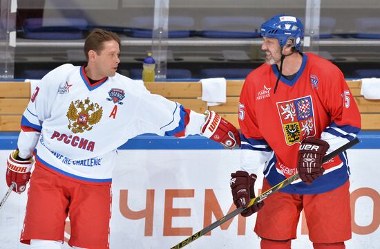 World Legends Hockey League. Finals