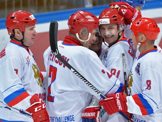 World Legends Hockey League. Finals