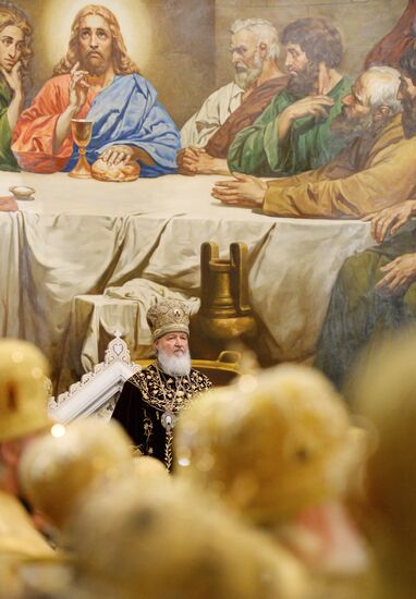 Patriarch Kirill conducts liturgy on his enthronement day