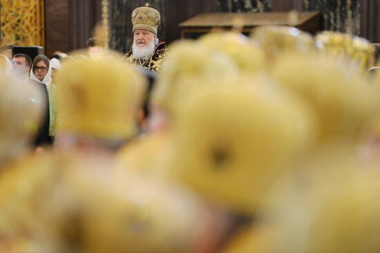 Patriarch Kirill conducts liturgy on his enthronement day