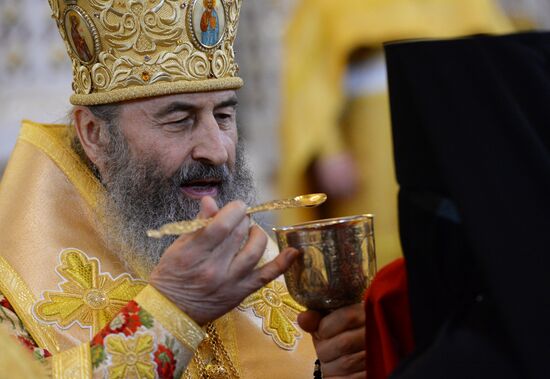 Patriarch Kirill conducts liturgy on his enthronement day