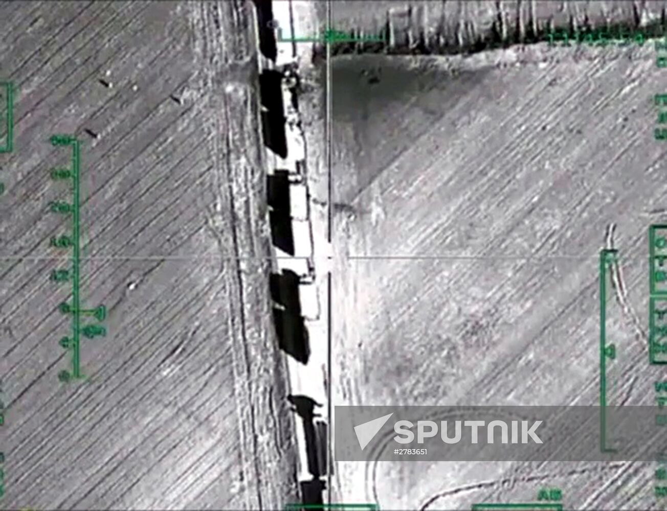 Russian warplanes destroy ISIS infrastructure in Syria