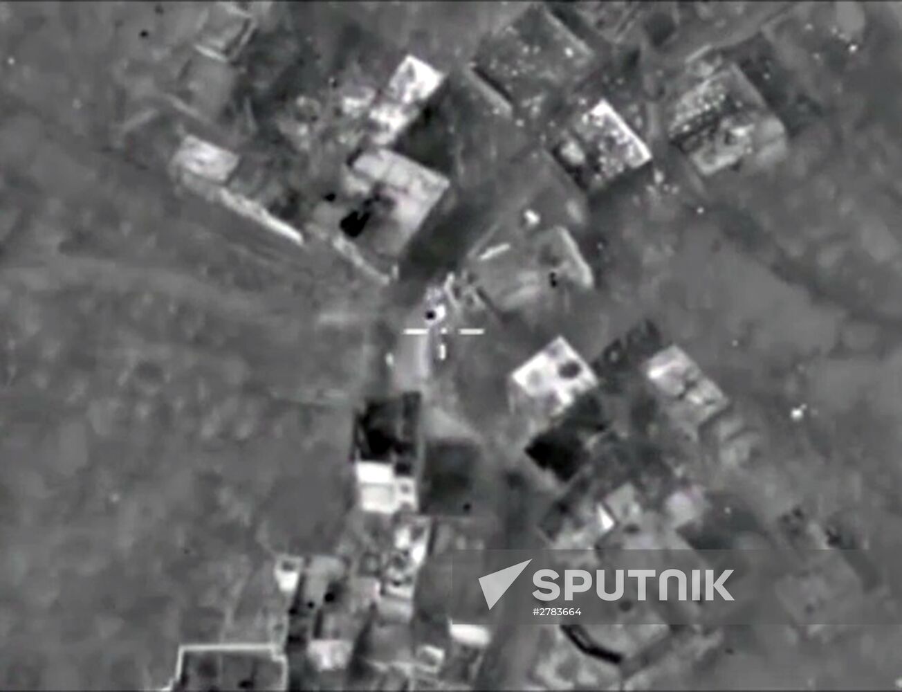 Russian warplanes destroy ISIS infrastructure in Syria