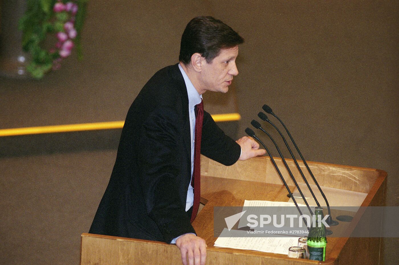 Alexander Zhukov speaks at Russian State Duma