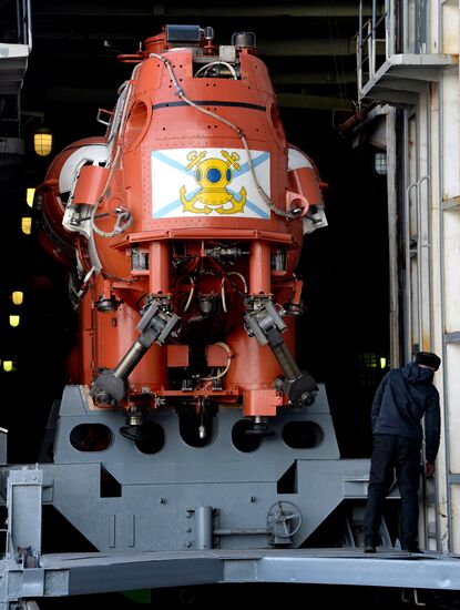 New Bester-1 deep-sea rescue submersible enters service with Russian Pacific Fleet