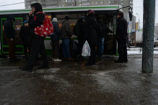 Moscow roads treated with deicing chemicals