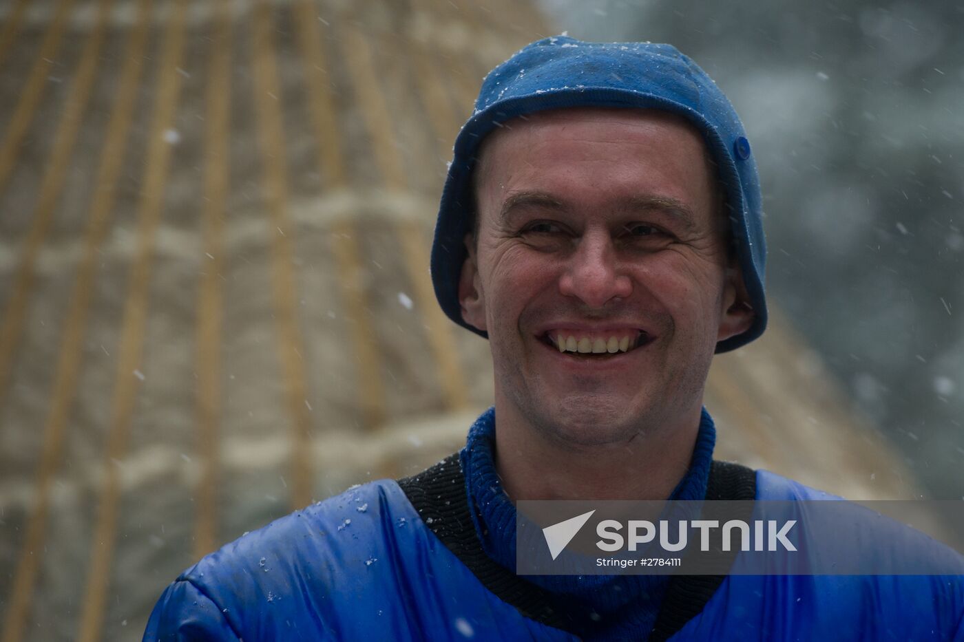 Expedition 54/55 crew conduct winter forest survival training
