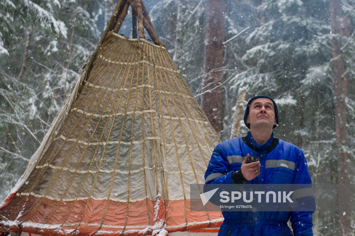 Expedition 54/55 crew conduct winter forest survival training
