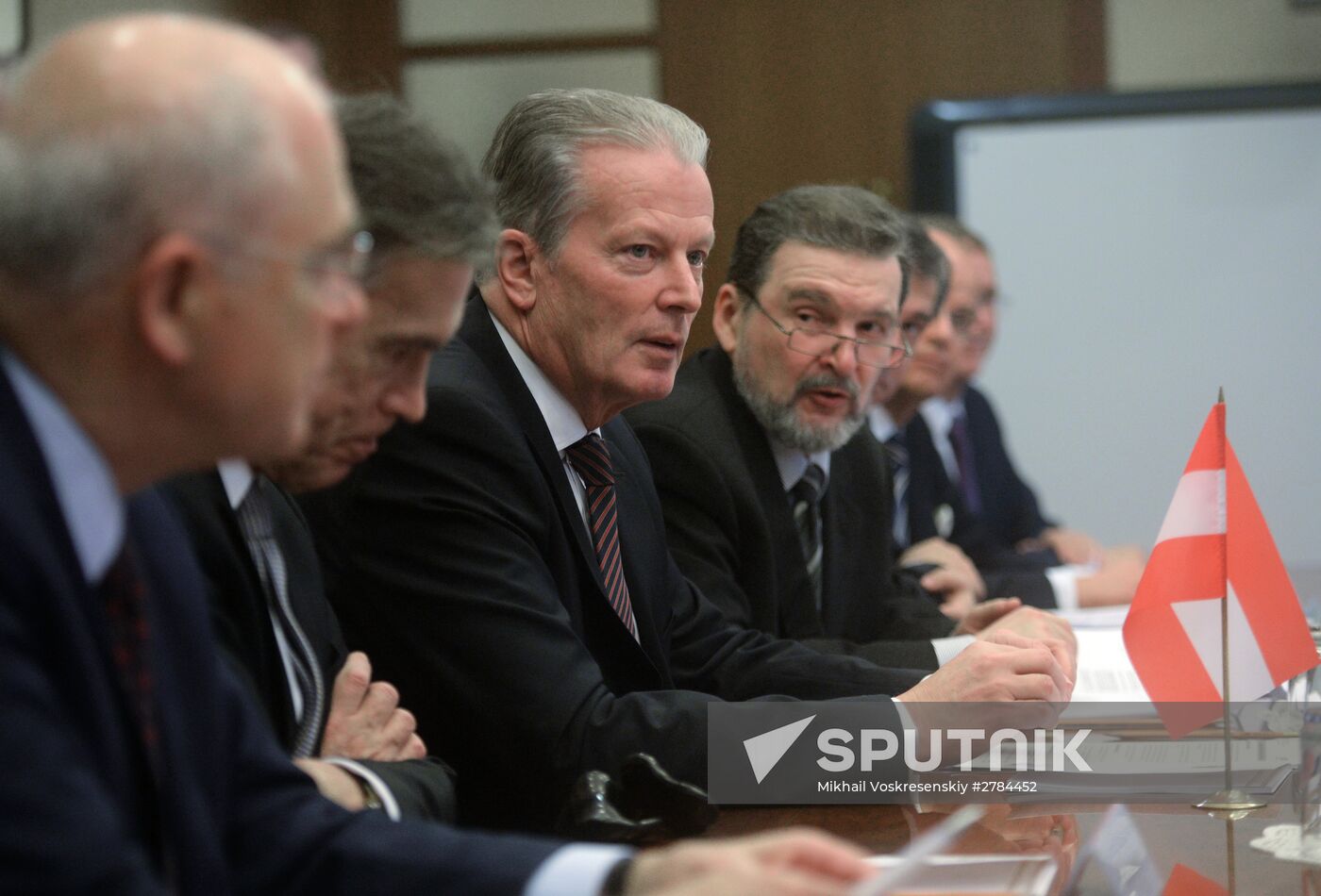 Economic Development Minister Alexei Ulyukayev meets with Vice Chancellor of Austria Reinhold Mitterlehner