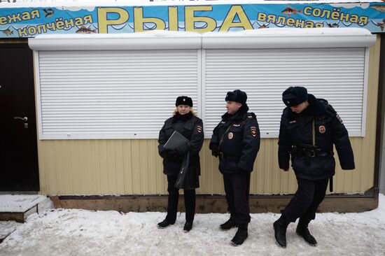 Unauthorized kiosks demolished in Yekaterinburg