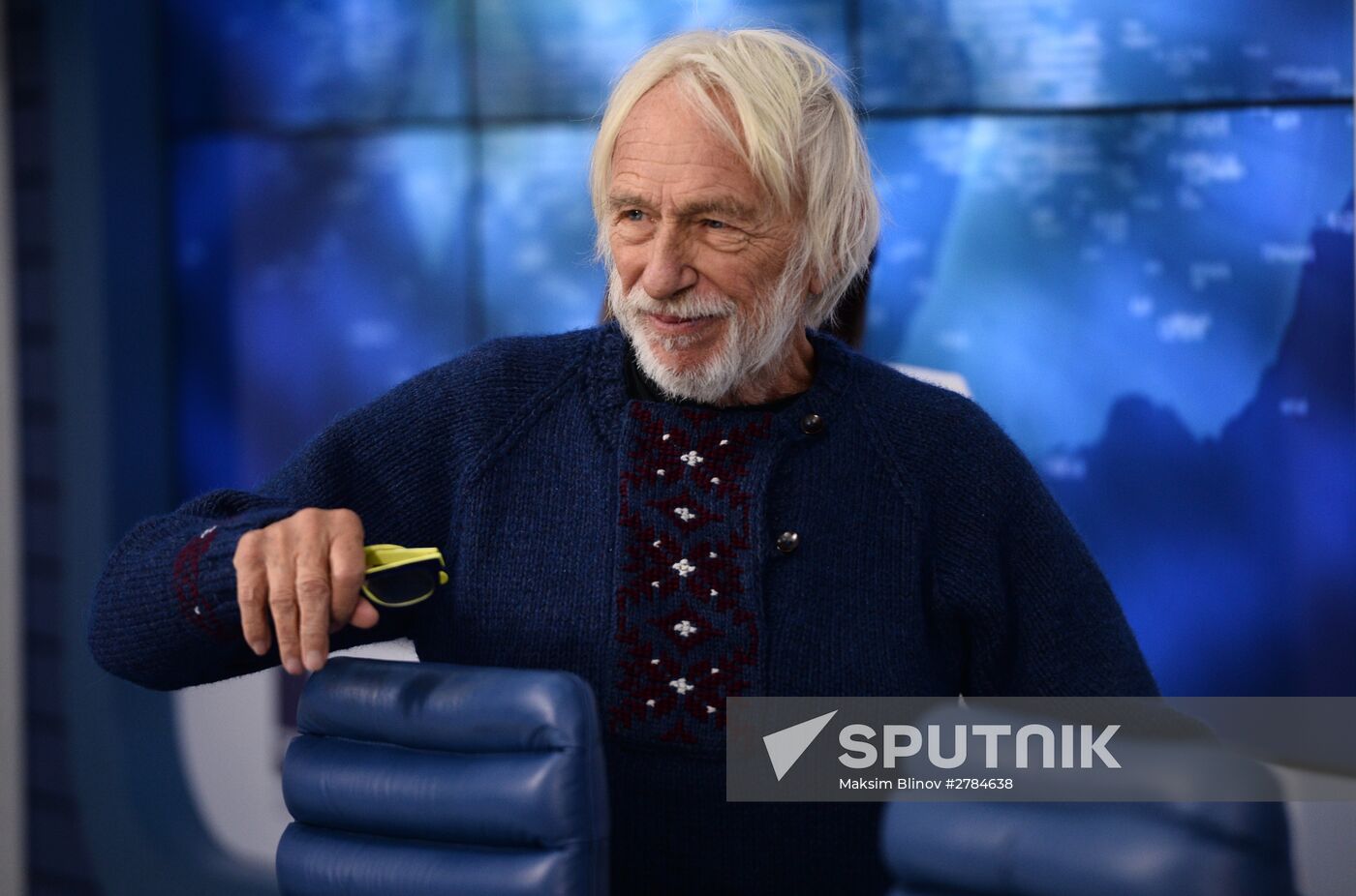 News conference with French actor Pierre Richard
