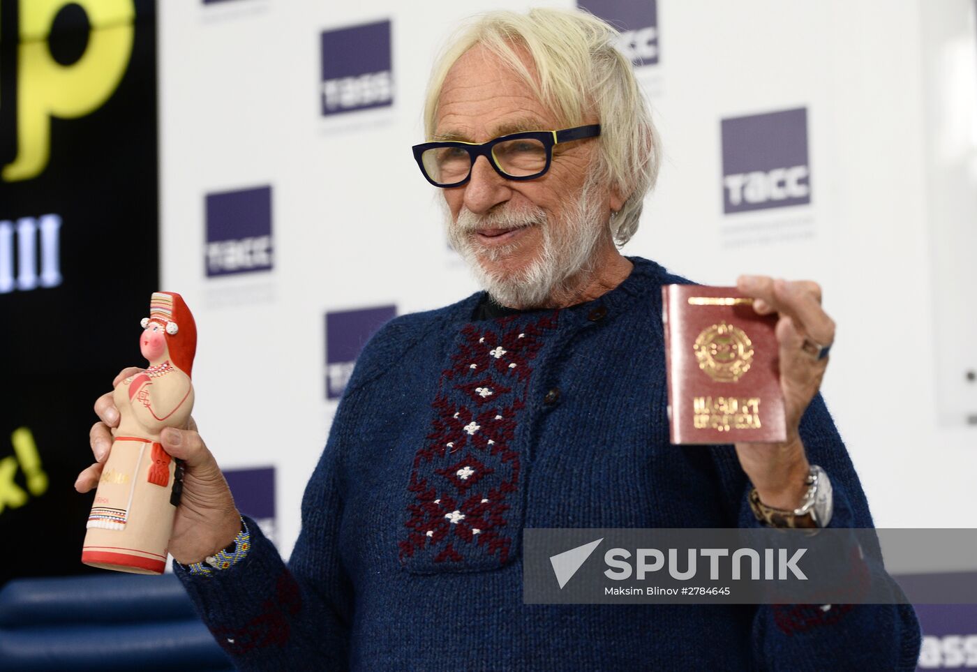 News conference with French actor Pierre Richard