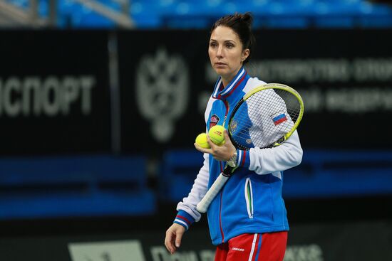 Tennis. 2015 Fed Cup. Russia - Netherlands. Russia's training session