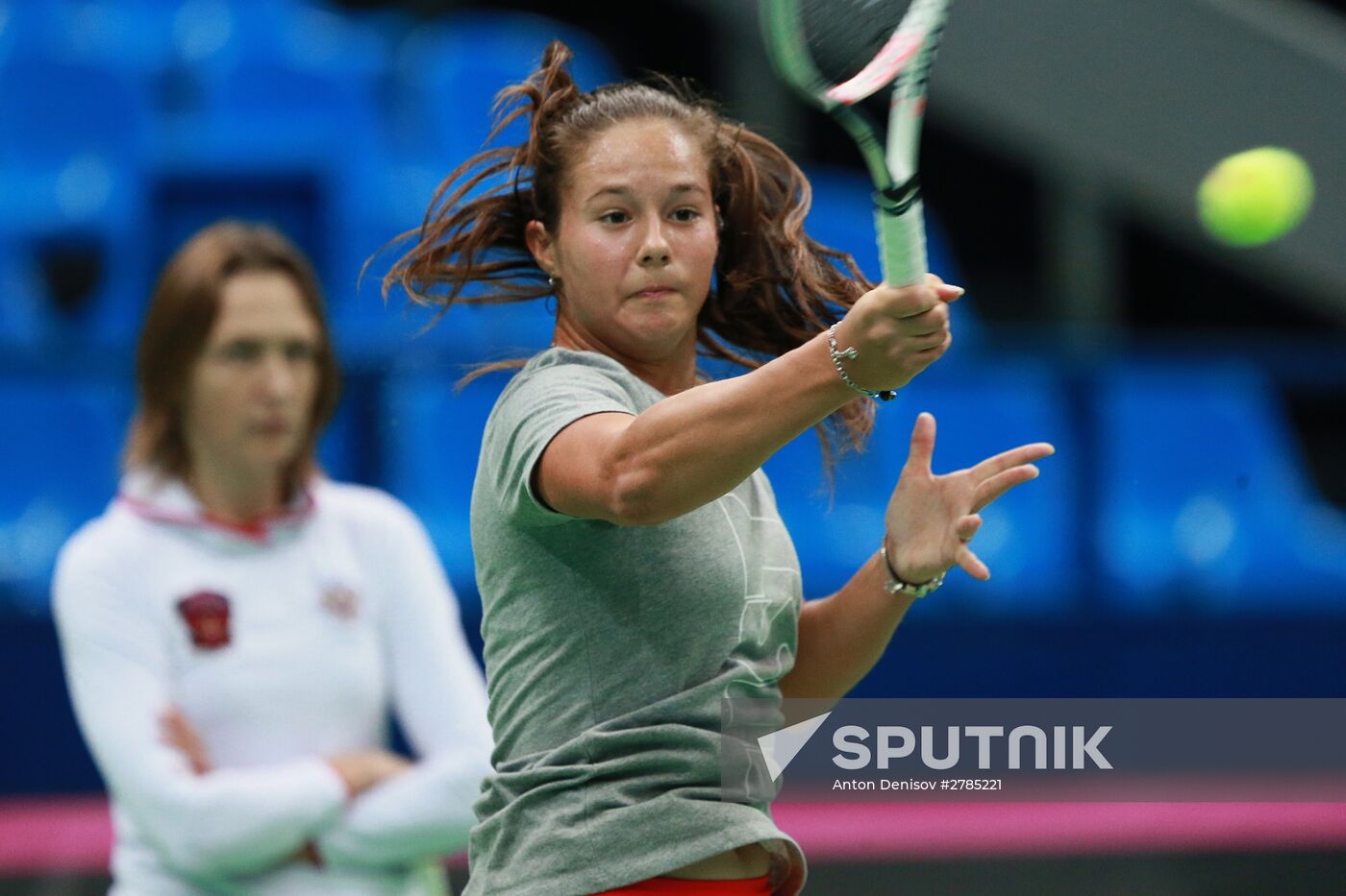 Tennis. 2015 Fed Cup. Russia - Netherlands. Russia's training session