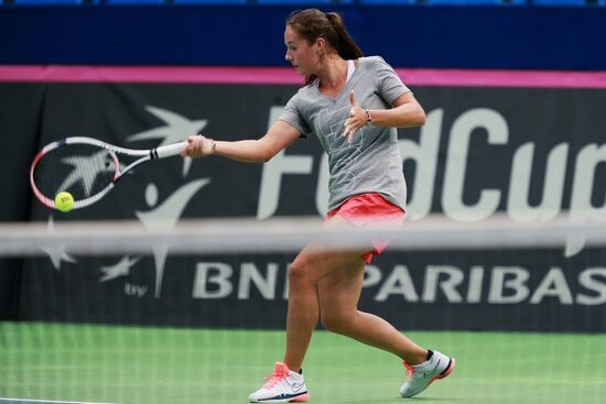 Tennis. 2015 Fed Cup. Russia - Netherlands. Russia's training session