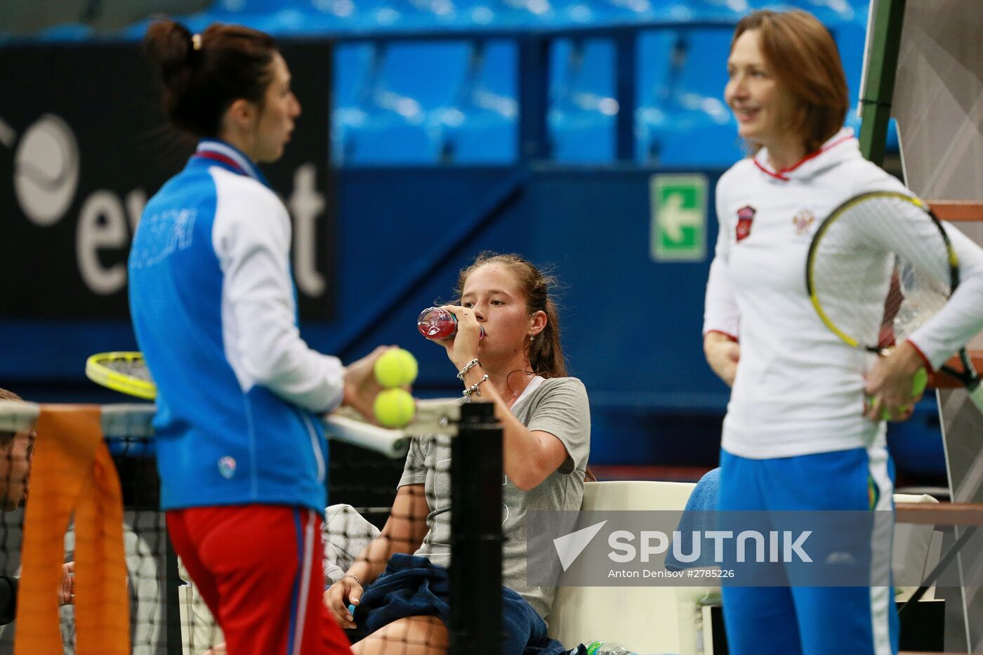 Tennis. 2015 Fed Cup. Russia - Netherlands. Russia's training session