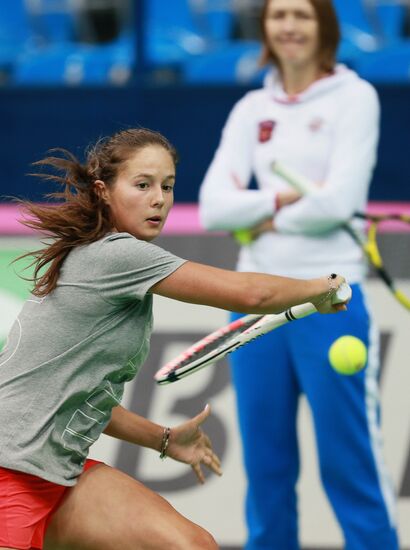 Tennis. 2016 Fed Cup. Russia - Netherlands. Russia's training session