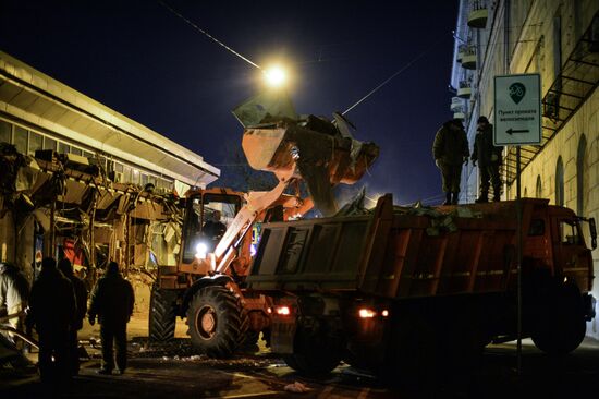 Demolishing illegal kiosks in Moscow