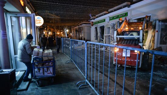 Demolishing illegal kiosks in Moscow