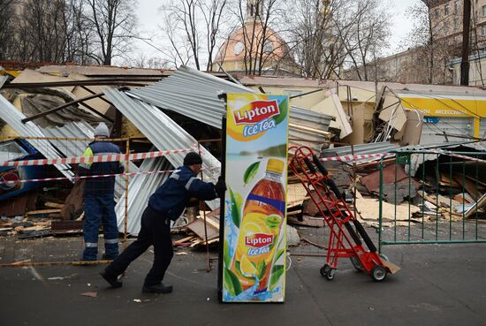 Demolishing illegal kiosks in Moscow