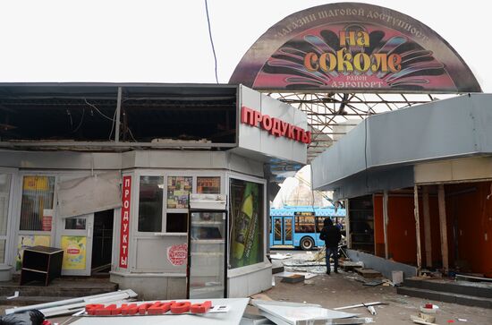 Demolishing illegal kiosks in Moscow