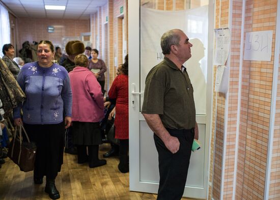 Omsk Surgery Clinic's mobile medical team in Litovka town
