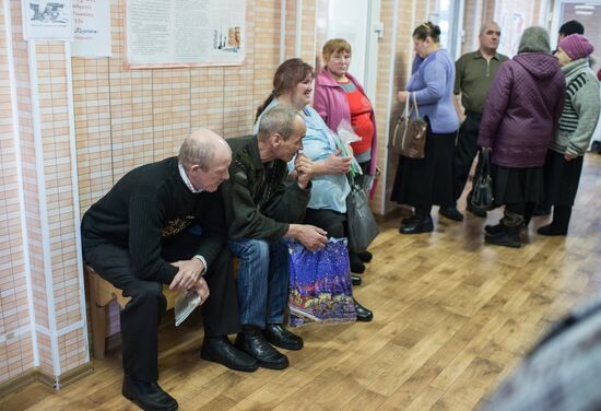 Omsk Surgery Clinic's mobile medical team in Litovka town