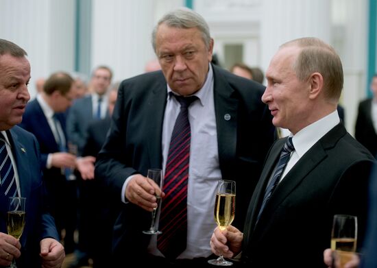 President Vladimir Putin presents Prizes in Science and Innovation for Young Scientists