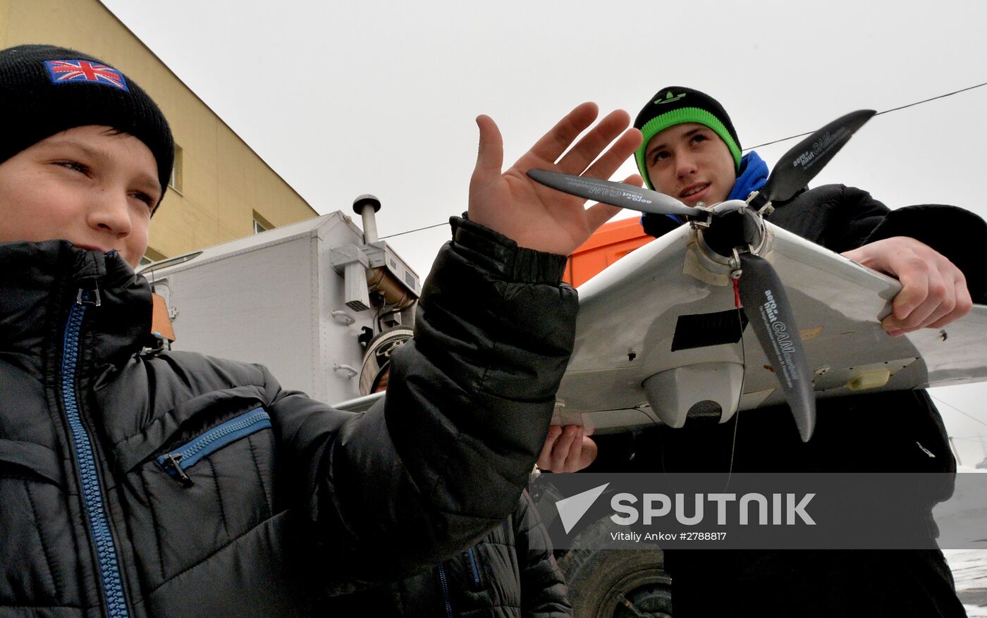 Orphanage children in Spassk-Dalny meet with rapid deployment special police