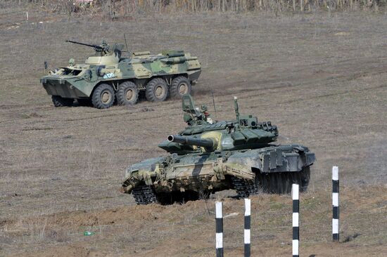 Motorized infantry exercise at Sernovodsky range