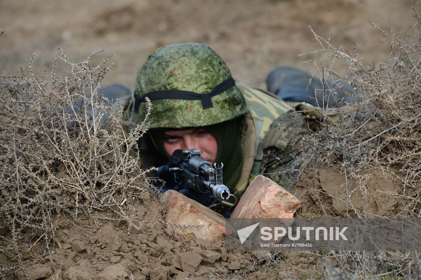 Motorized infantry exercise at Sernovodsky range