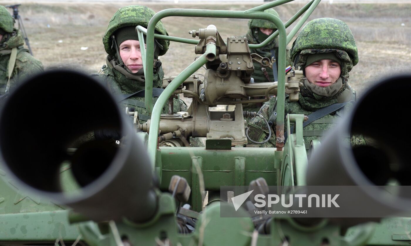 Snap combat readiness check of Southern Military District troops