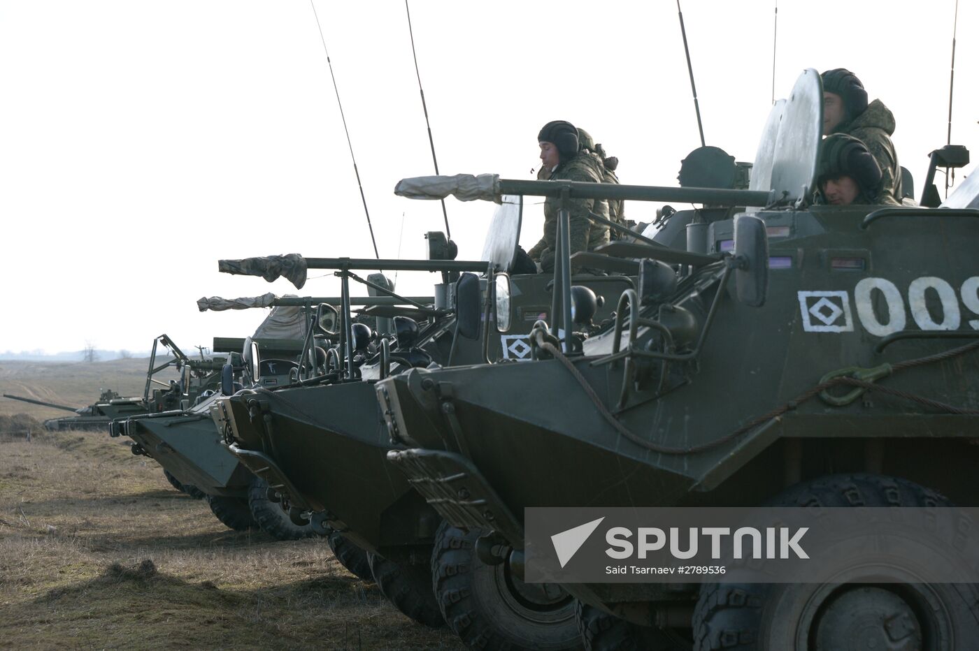 Motorized infantry exercise at Sernovodsky range