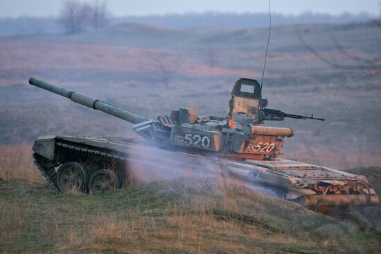 Motorized infantry exercise at Sernovodsky range