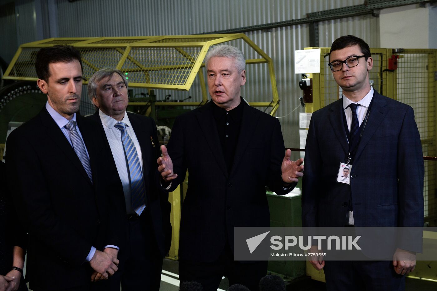 Moscow Mayor visits Moskabelmet company