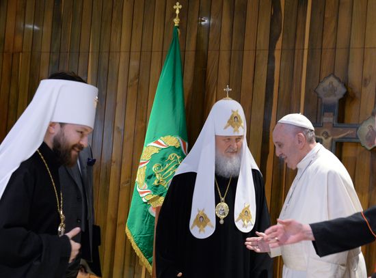 Patriarch Kirill meets Pope Francis
