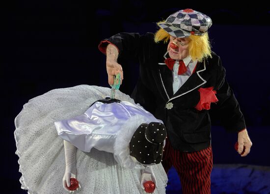 Premiere of new performance 'Let the Sun Shine Always' featuring clown Oleg Popov